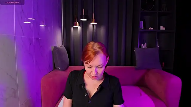 Snapshot of NikaGentle chatting on March 8, 2025, 8:44 am NikaGentle online show from March 8, 2025, 8:44 am