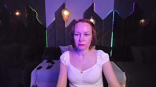 Snapshot of NikaGentle chatting on November 29, 2025, 5:43 am NikaGentle online show from November 29, 2025, 5:43 am