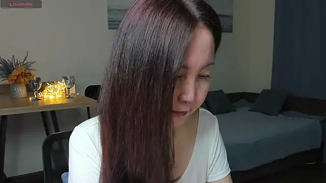 AvroraSakura online show from February 2, 2025, 8:08 pm