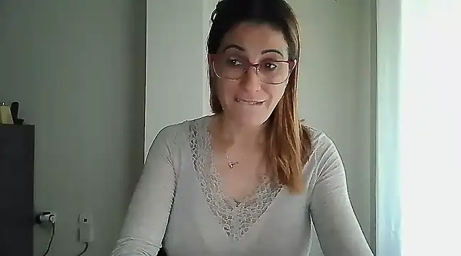 Sanada hot online show from January 14, 2025, 9:56 am