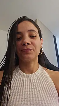 Snapshot of miaeyes chatting on November 27, 2025, 1:57 pm miaeyes online show from November 27, 2025, 1:57 pm