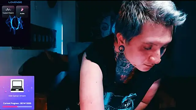 Marieblueeyes online show from March 16, 2026, 2:17 am