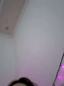 Snapshot of Yammy_Yumi chatting on January 31, 2025, 7:29 pm Yammy Yumi online show from January 31, 2025, 7:29 pm