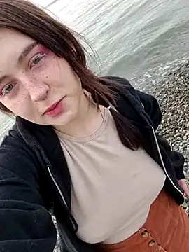 Snapshot of Yammy_Yumi chatting on March 14, 2025, 1:24 pm Yammy Yumi online show from March 14, 2025, 1:24 pm