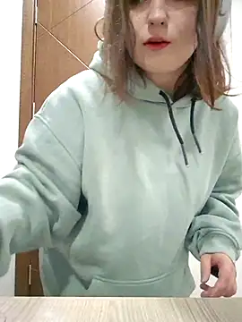 Snapshot of Yammy_Yumi chatting on October 12, 2025, 10:31 pm Yammy Yumi online show from October 12, 2025, 10:31 pm