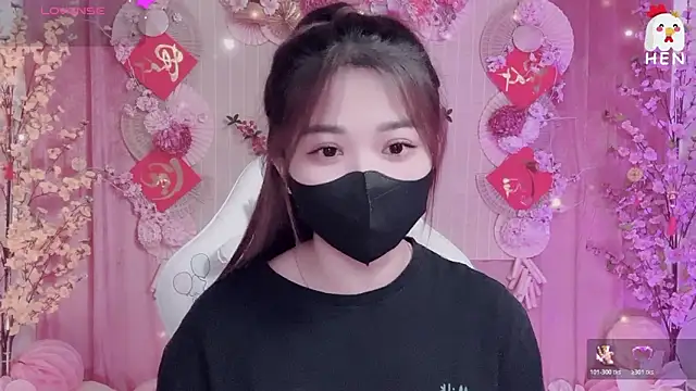 hen237 online show from February 14, 2026, 7:10 pm