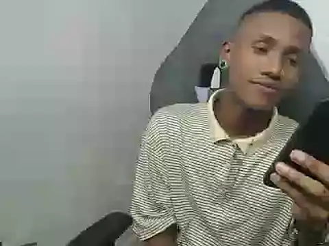 Snapshot of ManSant chatting on January 18, 2025, 6:10 pm ManSant online show from January 18, 2025, 6:10 pm