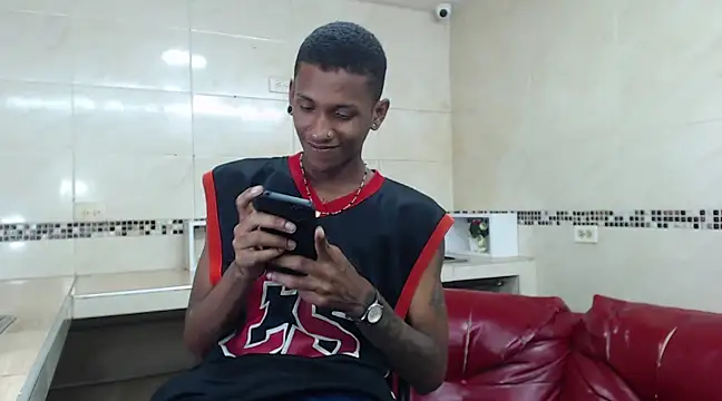 Snapshot of ManSant chatting on January 29, 2025, 3:26 pm ManSant online show from January 29, 2025, 3:26 pm