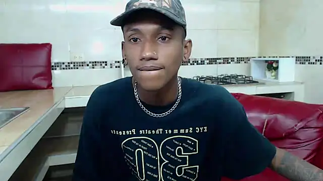 Snapshot of ManSant chatting on January 30, 2025, 2:36 pm ManSant online show from January 30, 2025, 2:36 pm