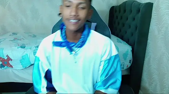 Snapshot of ManSant chatting on March 19, 2025, 3:51 pm ManSant online show from March 19, 2025, 3:51 pm