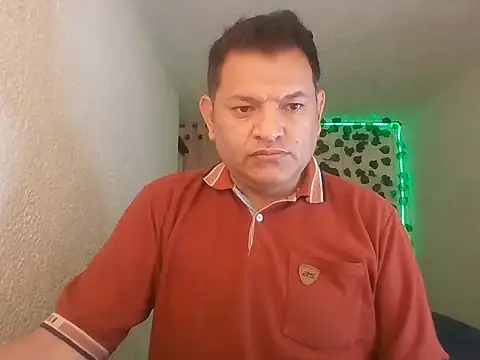 Snapshot of SexDiffrent chatting on May 22, 2026, 7:30 pm SexDiffrent online show from May 22, 2026, 7:30 pm