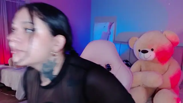 kim blake online show from December 12, 2024, 12:12 pm