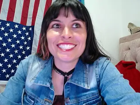 Snapshot of Alexandrasaenz chatting on June 15, 2026, 9:50 pm Alexandrasaenz online show from June 15, 2026, 9:50 pm