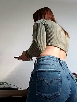 Snapshot of clara-francaise chatting on March 2, 2025, 2:10 pm clara-francaise online show from March 2, 2025, 2:10 pm