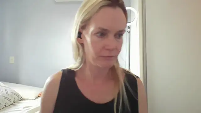 Annylove1 online show from February 16, 2026, 6:59 pm