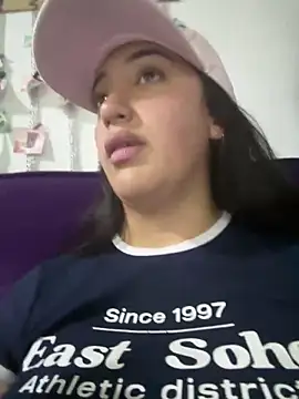 Hannahoff online show from March 8, 2025, 12:22 am