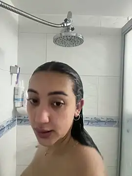 Hannahoff online show from November 16, 2025, 10:04 pm