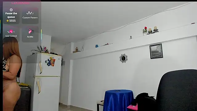 Sinthia Collins online show from October 11, 2025, 11:20 am