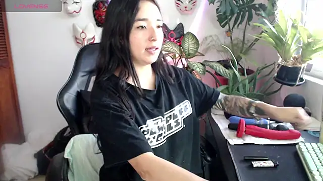 cat salo online show from January 17, 2026, 11:08 pm