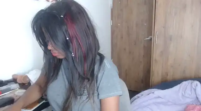 charlott7 online show from December 17, 2024, 1:50 am