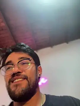 Im sophiie online show from February 25, 2025, 6:03 am