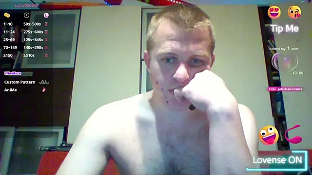 Snapshot of Matttthees chatting on October 19, 2025, 8:42 pm Matttthees online show from October 19, 2025, 8:42 pm