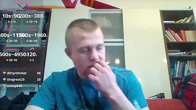 Snapshot of Matttthees chatting on November 24, 2025, 10:15 am Matttthees online show from November 24, 2025, 10:15 am