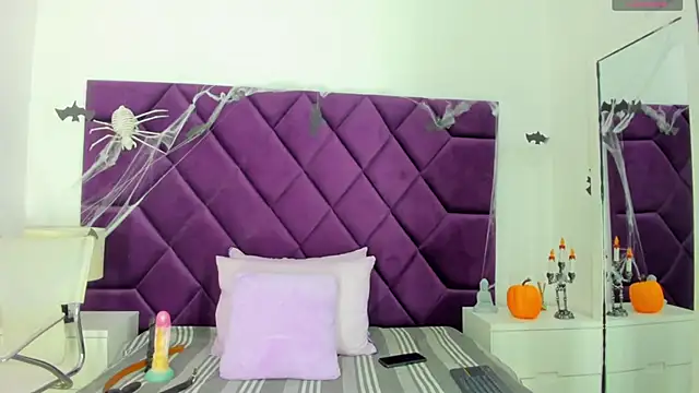 AlmaSean online show from November 9, 2025, 3:38 am