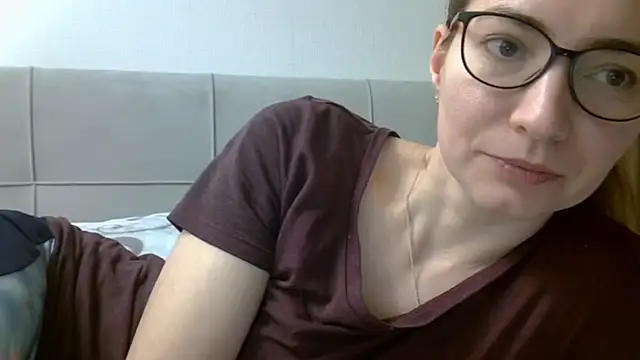 Snapshot of Ashleyspice chatting on February 17, 2025, 7:47 am Ashleyspice online show from February 17, 2025, 7:47 am