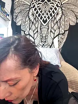 Boonny Boo01 online show from September 26, 2025, 4:00 pm