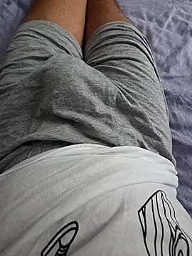 Snapshot of mailon02 chatting on October 12, 2025, 8:24 am mailon02 online show from October 12, 2025, 8:24 am