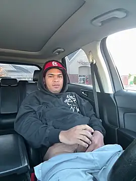 marhi32 online show from November 5, 2025, 1:44 pm