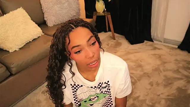 Valeriestyle online show from February 20, 2026, 5:04 am