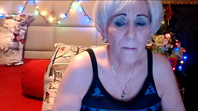 HappyWomanOn online show from January 3, 2025, 7:39 pm