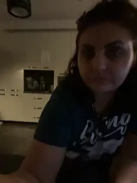 AnneKane online show from December 18, 2024, 10:46 pm