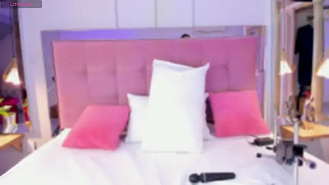 Ahincale online show from February 17, 2026, 8:04 pm