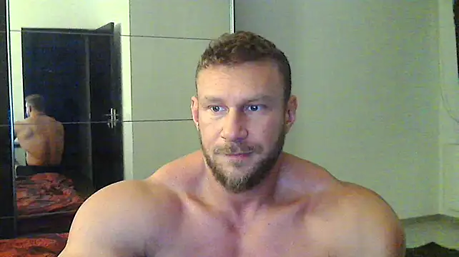 muscularkevin online show from December 2, 2024, 1:24 pm