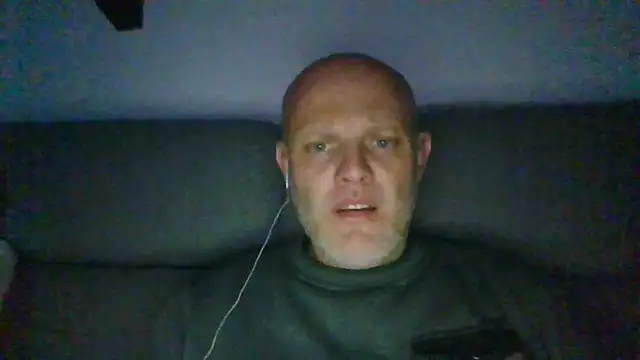 Snapshot of davigochi77bcn chatting on February 6, 2026, 6:33 pm davigochi77bcn online show from February 6, 2026, 6:33 pm