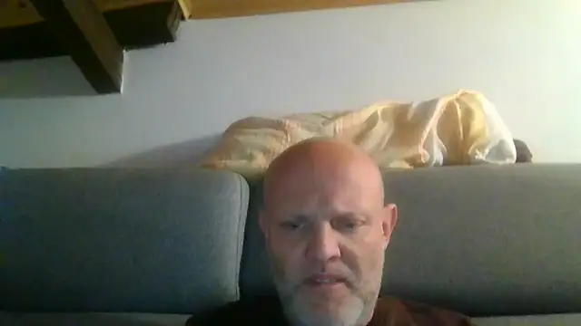Snapshot of davigochi77bcn chatting on February 9, 2026, 7:29 pm davigochi77bcn online show from February 9, 2026, 7:29 pm