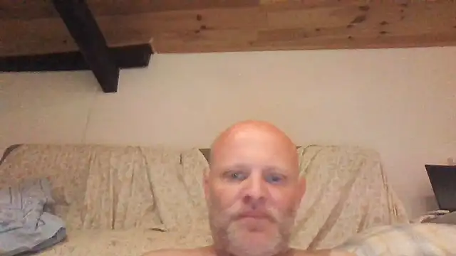 Snapshot of davigochi77bcn chatting on August 3, 2026, 8:01 pm davigochi77bcn online show from August 3, 2026, 8:01 pm