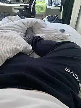 Luishorny19 online show from February 18, 2025, 3:43 pm