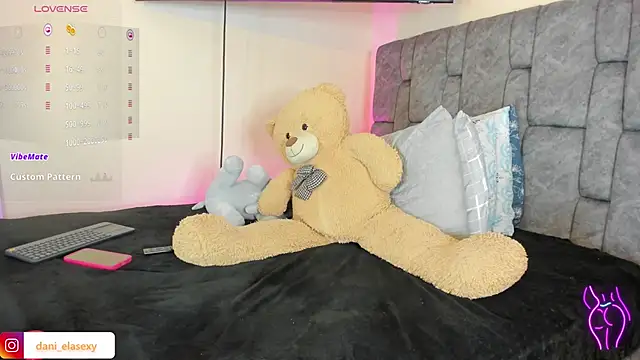 danielasexya1 online show from December 5, 2024, 5:26 am