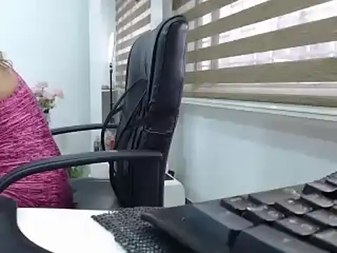 jesy hot online show from February 22, 2025, 8:09 pm