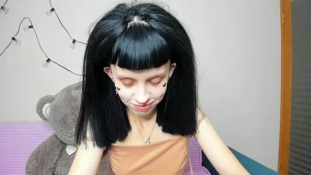 FlowerOfSin2001 online show from September 13, 2025, 3:12 pm