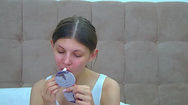 AudreyBarlow online show from February 7, 2026, 6:28 am