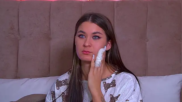 RachelSimpson online show from January 17, 2025, 7:19 am