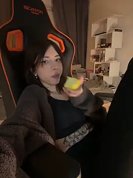 Bastet online show from December 13, 2024, 9:30 pm