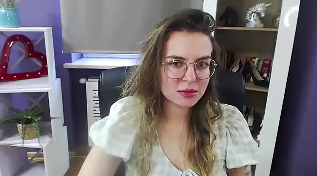 Zoey Erotic online show from February 11, 2025, 8:48 am