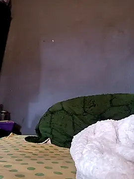 Snapshot of medusafedora chatting on January 4, 2025, 5:26 pm medusafedora online show from January 4, 2025, 5:26 pm