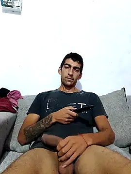 Snapshot of Elverguditojaja chatting on March 7, 2026, 1:46 am Elverguditojaja online show from March 7, 2026, 1:46 am